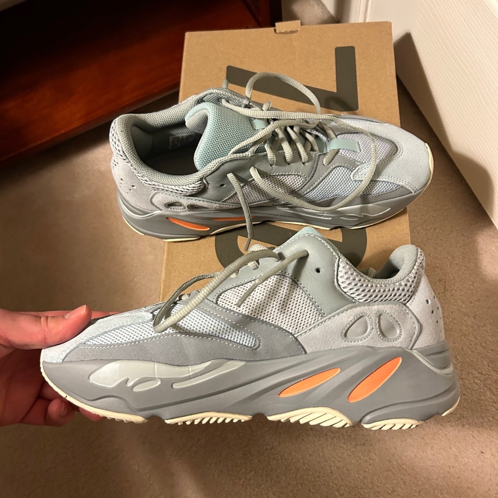 Yeezy Boost 700 Inertia Size:10.5